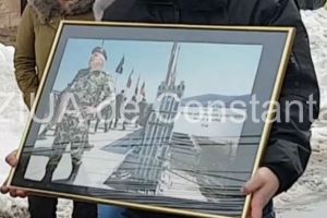 Colonelul Constantin Graur Vartopeanu, fost commandant al Centrului Militar Zonal Constanta, inmormantat cu onoruri militare 