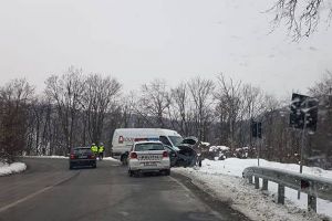 Accident în afara localităţii Măgura. Cinci persoane au fost rănite uşor