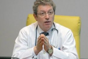 Adrian Streinu-Cercel cere Ministerului Sănătăţii ca testarea pentru hepatită, HIV şi SIDA să fie obligatorie