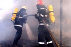 INCENDIU in Valenii de Munte. O persoana a fost gasita de pompieri in stop cardio-respirator