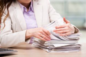 Curs de arhivar, în derulare la CCI Covasna