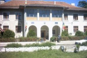 Primăria Murgeni se mută la fosta judecătorie