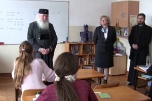 Peste 300 de elevi la Olimpiada de Religie. Copiii au fost incurajati de mitropolitul Banatului 