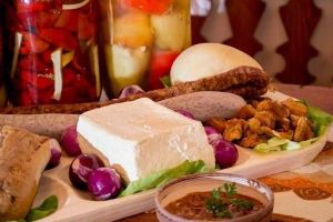 Consumă local! Sfaturi avizate de la dr. Kincses Sandor, director executiv al DSVSA Mureş