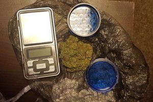 Constanta. Minori, depistati intr-o sala de jocuri, cu substante vegetale asupra lor 