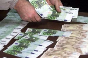 AU REFUZAT un salariu URIAȘ, dar menţin o TAXĂ de 400 de EURO! 