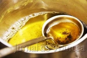 O altfel de reciclare! Ulei de floarea soarelui, la schimb pentru ulei alimentar uzat