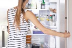 John Thomas – Ghidul tinereţii fără bătrâneţe (LXI): Disciplina, rărirea meselor şi gustările dintre mese