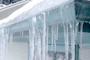 ISU avertizează: îndepărtaţi ţurţurii de pe clădiri!