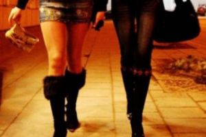 Ce a păţit un BĂRBAT din Petroşani la PROSTITUATE. S-a dus pentru AMOR, dar a plecat cu POLIȚIA de acolo