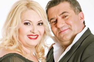 Casa Vioricăi de la Clejani a fost SPARTĂ de HOȚI. Cântăreaţa este CUPRINSĂ DE FRICĂ