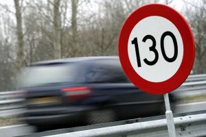 Braşovean, prins cu aproape 200 km/h pe A3