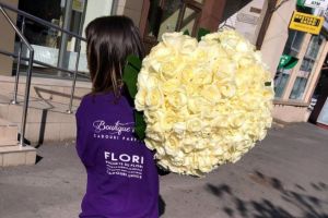 Boutique cu Flori angajeaza! Vezi cerintele ..