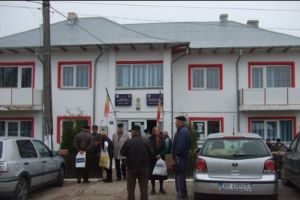 IREAL în România. SUTE de oameni MUTAŢI CU FORŢA. Doar în COMUNISM s-a mai întâmplat aşa ceva