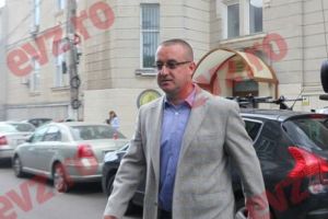 Cronică in stanţă. Inculpat în dosarul lui Blejanar: „Ce trebuiau să facă ăia de la vamă, să îmi deie în cap?!”
