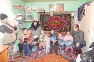 “Mărţişoare” pentru mai multe familii necăjite din Vetrişoaia