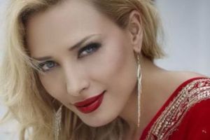 Iulia Vîntur a dat VESTEA CEA MARE tocmai din India. Este cu adevărat FERICITĂ! Nimeni nu se mai aştepta la asemenea ANUNȚ