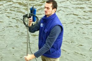 Cod galben de inundaţii: Angajaţii ABA Crişuri monitorizează râurile