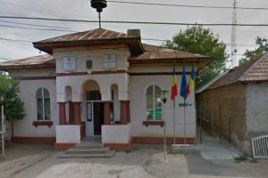 Nereguli constatate de Curtea de Conturi la Primăria Segarcea Vale/ Casierul şi contabilul au efectuat plăţi fictive de aproape 2,5 miliarde de lei