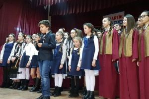 FOTO: Femeia, omagiată la Sărmaşu