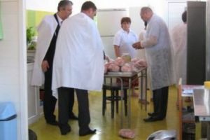 Directia Sanitar-Veterinara Prahova, controale inainte de Paste. Ouale si carnea, in vizorul inspectorilor