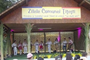 Ţiţeşti, comuna care-i inspiră pe inventatori şi romancieri