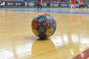 Naţionala de handbal masculin a României ar putea reveni la Oradea