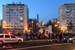 Un octogenar a produs un grav accident de circulaţie