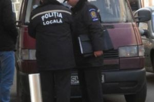 Poliţiştii locali din Cluj luaţi la bătaie de clujeni. Două cazuri în 12 ore ...