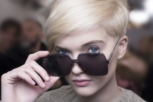 Noua colecţie de ochelari de soare Dior lansată şi la Sibiu. Este şi o tombolă