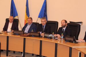 Cine îi va da soluţii ministrului Deneş la problemele din sectorul forestier