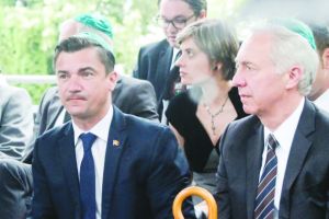 Primarul Chirica şi măştile kosher