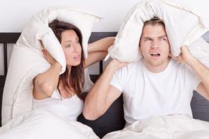 Limită de zgomot în locuinţe. Amenzi usturătoare pentru cei care depăşesc 35 de db