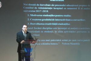 Manifest pentru schimbarea modului de predare în Universitatea Suceava, susţinut de ...