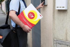 Poşta Română lansează serviciul de curierat Luxury Post Express