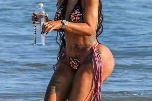 Blac Chyna, apariţie şocantă! A vrut să facă o şedinţă foto hot, dar a oripilat cu posteriorul imens! OMG, cum arată de la spate!