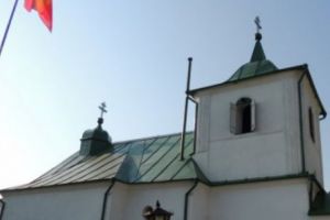 POPII Moscovei au spart lacătul BISERICII românilor “prin RUGĂCIUNE”