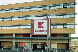 Anunţ IMPORTANT făcut de KAUFLAND: Ce le oferă CLIENȚILOR din partea CASEI