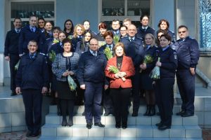8 Martie a adus imbraţişări, urări, felicitări şi flori la Inspectoratul de Jandarmi Judeţean Bacău.