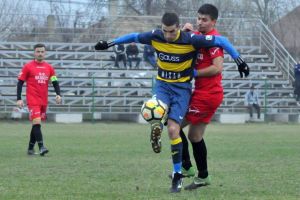 Fotbal/ Liga a IV-a: O nouă amânare