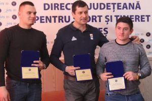 Cu un bob vechi, au ajuns în finala olimpică