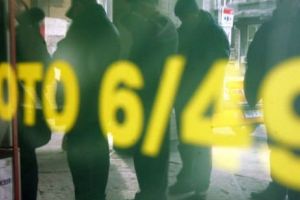 Loto 6/49. Tragerea de joi intră în istorie. Combinaţiile cu 2 şi 4 au fost majoritare. GREU DE CÂŞTIGAT…