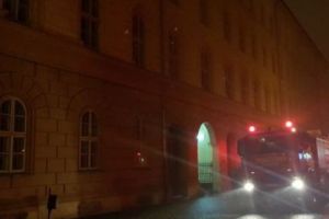 Incendiu la palatul Justiţiei din Timişoara. 17 persoane au fost evacuate I GALERIE FOTO