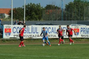 Cetate şi Şirineasa debutează în retur pe propriul teren