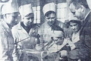 Răsfoind presa de altădată… (IV): Alegeri, cică…