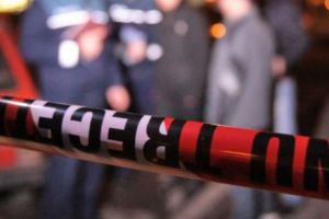 RĂZBOI INTERLOP. Fratele unei VEDETE a fost ÎNJUNGHIAT într-un CARTIER DE FIȚE din Capitală
