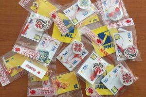 Mărţişorul de partid: Tinerii din PNL au 