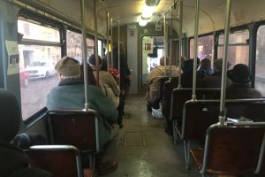 Ploua afara, ploua si in tramvaie, la Timisoara. Mai avem 35 de garnituri vechi la STPT