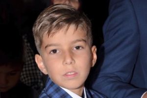 Oferă-i lui Sebastian o şansă la viaţă! TU poţi face diferenta!