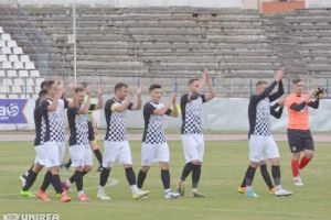 FOTO, LIVE-TEXT, Unirea Alba Iulia – Fotbal Comuna Recea, în prima rundă din retur | Adrian Bicheşi, la debut pe banca „alb-negrilor”